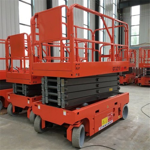 自行走液壓升降機供應商  質(zhì)量可靠  鴻泰華豐