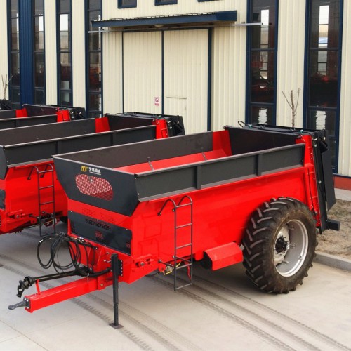 撒肥機(jī)廠家直銷(xiāo)15立方大型拋糞機(jī)