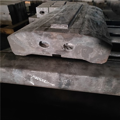 1315反擊破碎機配件高鉻合金反擊板錘超耐磨合金反擊板錘