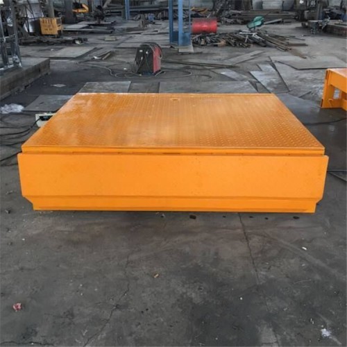 泰安固定式登車橋公司  質(zhì)量可靠  鴻泰華豐