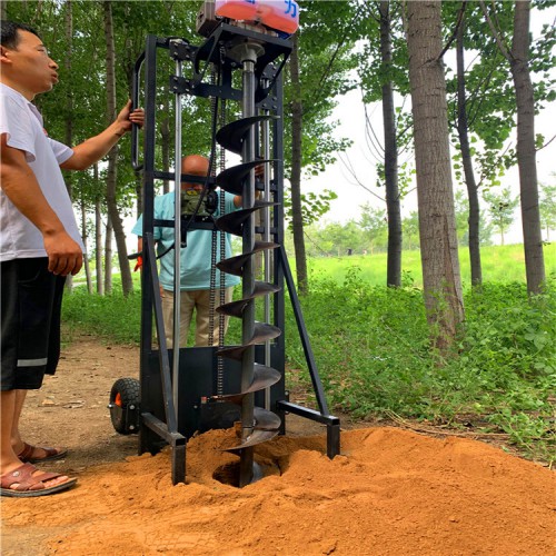 電線桿挖坑機(jī)栽桿打洞機(jī)器