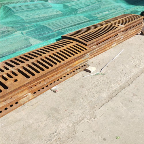 【高品質(zhì)錘破篩板篦條旭曉?xún)?yōu)質(zhì)破碎機(jī)配件護(hù)板鄂板】