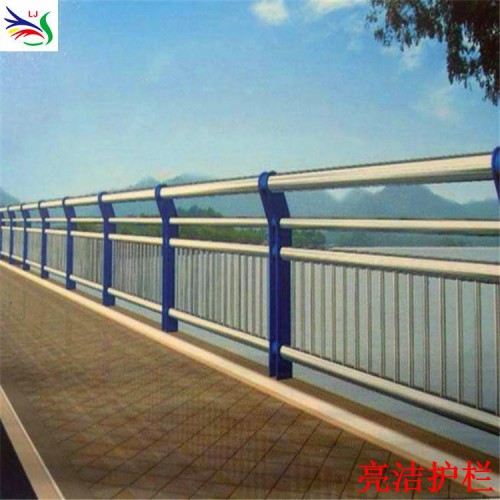 云南不銹鋼復(fù)合管 76*2不銹鋼復(fù)合管