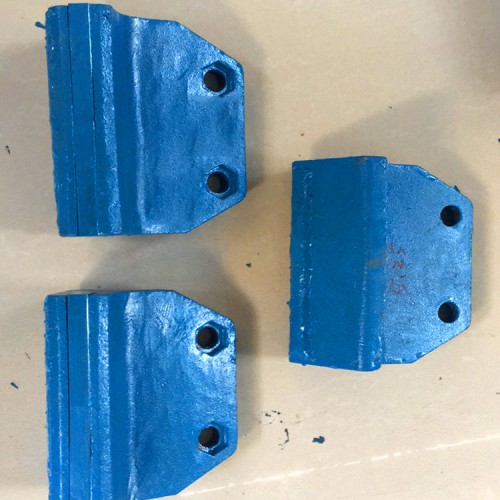 貴陽成智制砂機拋料頭配件|合金拋料頭配件|制砂機耐磨件廠家