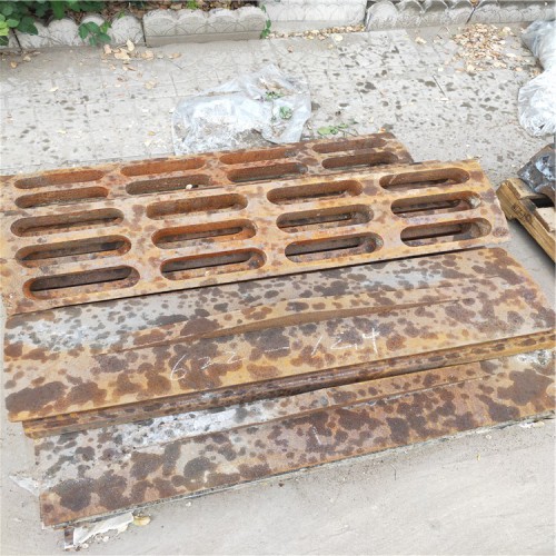 【高錳鋼襯板邊護板立式打砂機配件高錳鋼襯板鄂板】價格_廠家