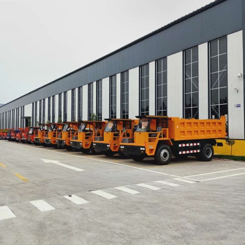 載重20噸鐵礦用拖拉機(jī) 井下拉渣四不像運(yùn)輸車