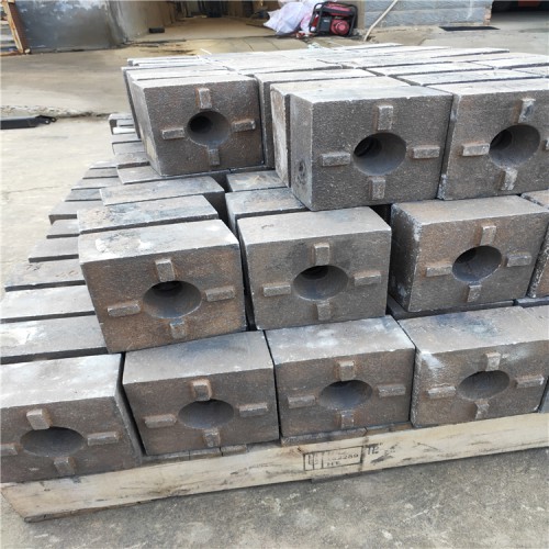 錘式破碎機顎式石子破碎機高鉻合金方錘制砂機耐磨錘頭大型碎石