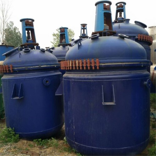 二手5噸搪瓷反應(yīng)釜