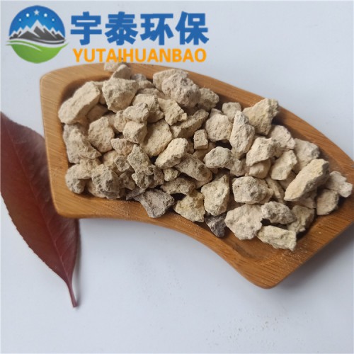 污水處理用沸石顆粒 水質(zhì)凈化沸石濾料 水處理沸石大量批發(fā)