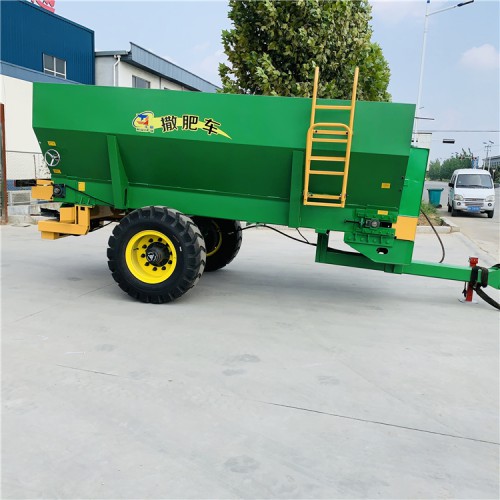 大型施肥機 牽引式撒肥機 撒肥車