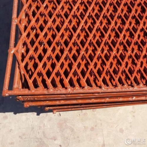 菱形孔腳踏網(wǎng) 工地鋼笆片 80x100公分包邊鋼笆片