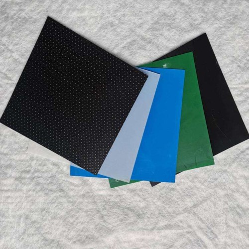 廠家直銷養(yǎng)殖防滲土工膜聚乙烯膜蓄水池魚塘防滲膜