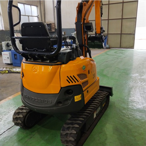 挖掘機 小型挖掘機