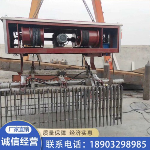 抓斗式格柵清污機