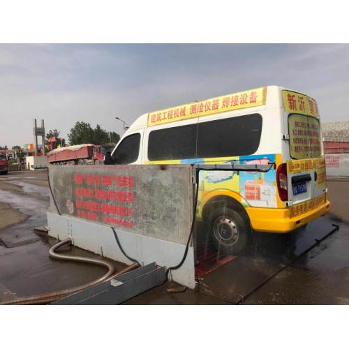 韓強(qiáng)新型4m×4m免基礎(chǔ)洗車機(jī)棗莊鑄造廠安裝