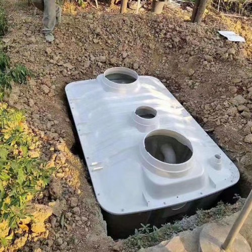 新款農村廁改化糞池 模壓化糞池 玻璃鋼凈水槽