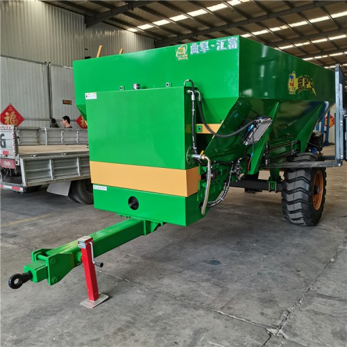 農田撒肥車 大型牽引式撒肥機 液壓拋肥機