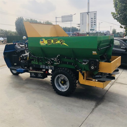 發酵糞肥撒肥機 三輪車撒肥機價格