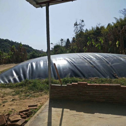 滲濾液調節池浮蓋膜2.0mm厚度施工