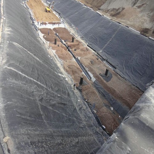 1.5mm土工膜 300g長絲土工布垃圾場防滲膜