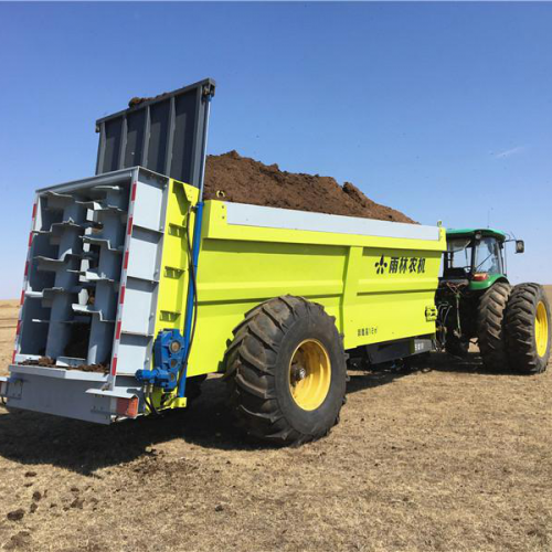 廠家直供農家肥拋撒機 有機肥拋灑車