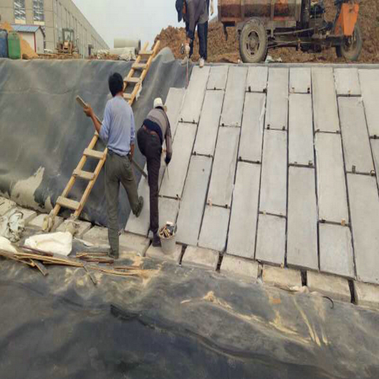 油田攔油土壩防滲2mm土工膜貨源充足