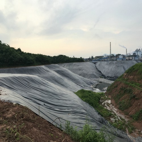 公園景觀湖防滲復(fù)合土工膜，水渠河道防滲膜
