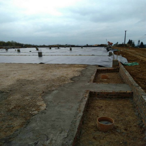 上海0.8cm排水板施工方案 防滲膜焊機(jī) 金礦堆浸土工膜