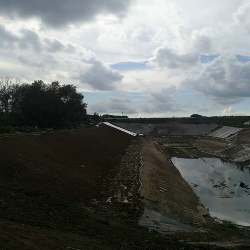 人工湖700g復合土工膜 1.5mmHDPE防滲膜性能穩定