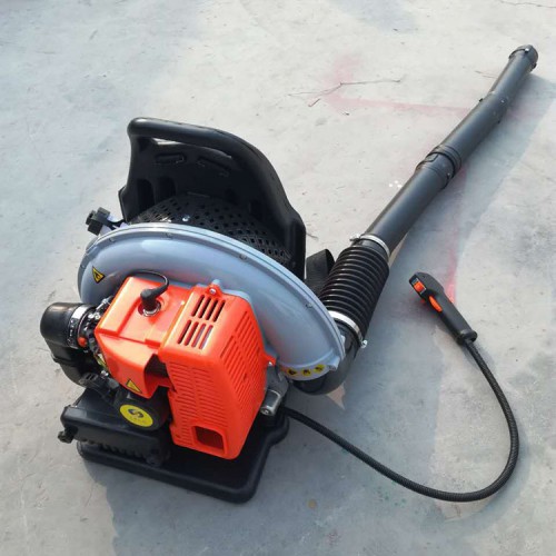 背負式風力吹雪機