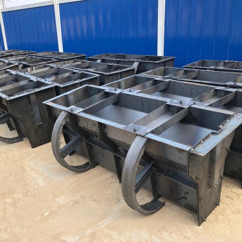 高速公路隔離墩模具 隔離墩鋼模具