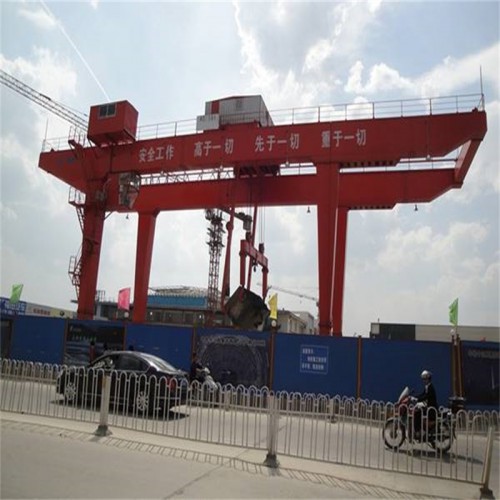 MGU型集裝箱門式起重機