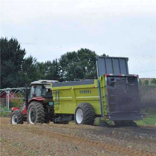 雨林廠家小型8方揚(yáng)糞機(jī) 散糞車廠家報(bào)價(jià)