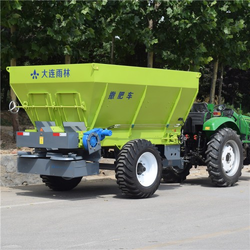 雨林廠家定制拖拉機撒糞機畜禽糞肥撒肥車