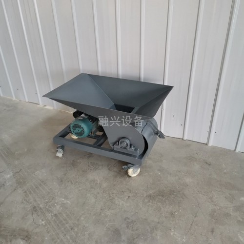 涼料機(jī) 酒糟散熱打岔機(jī) 遙控式?jīng)霾鐧C(jī) 兩相電揚(yáng)茬機(jī)多少錢