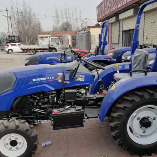 雷沃704大棚王拖拉機 車身矮小 轉向靈活 直補價提車