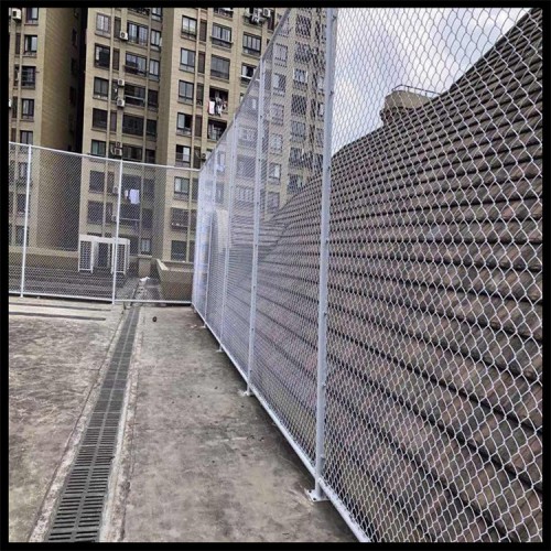 晉中高端體育場圍網(wǎng) 圍欄籃網(wǎng)廠家