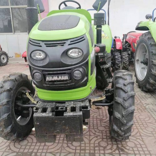 全新薩丁604農(nóng)用四輪拖拉機(jī) 中型高配置四驅(qū)多功能耕地機(jī)