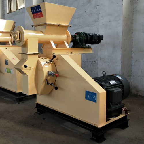 200型環(huán)模飼料顆粒機 豬雞飼料顆粒機