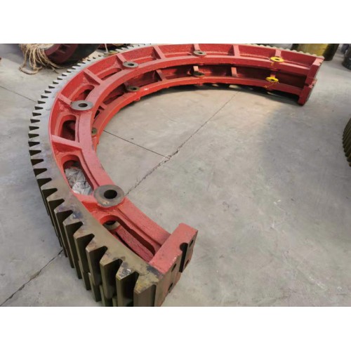 煙臺(tái)沙子烘干機(jī)大齒輪  2.8米 齒數(shù)160 廠家