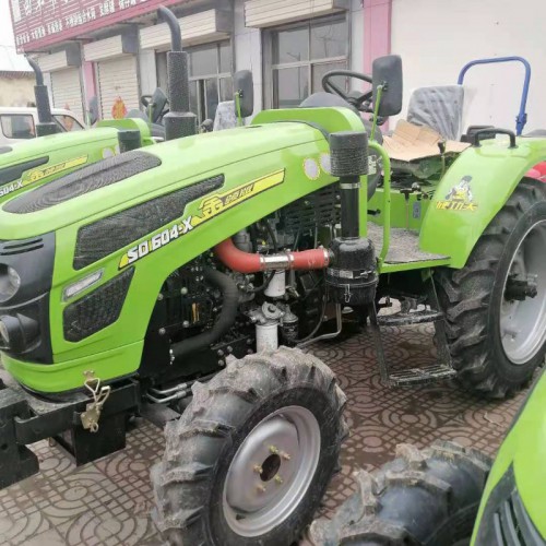 全新薩丁604農(nóng)用四輪拖拉機(jī) 強(qiáng)壓多路閥 高配置拖拉機(jī)
