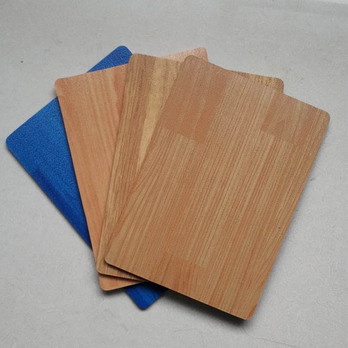 木紋室內(nèi)PVC運(yùn)動(dòng)地板