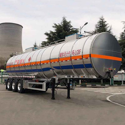 48立方易燃液體罐式運(yùn)輸半掛車