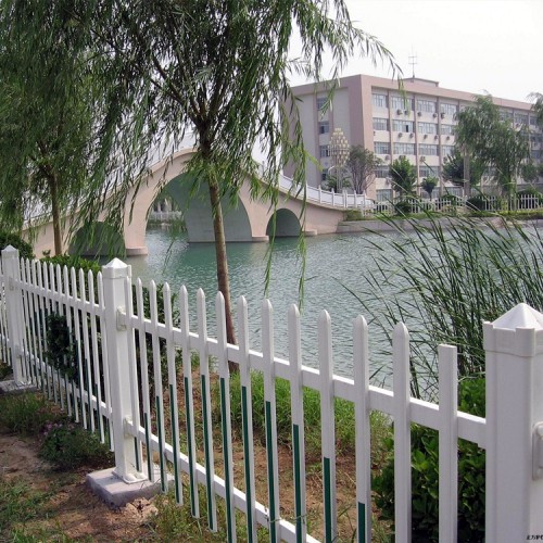 pvc圍墻護欄 公園柵欄籬笆 花池耙子欄桿 生產(chǎn)廠家