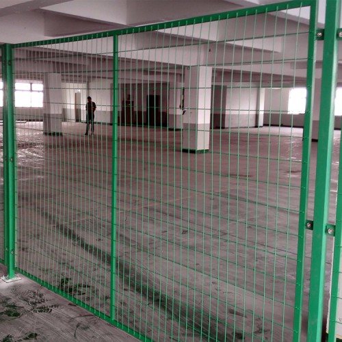 車間隔離柵 斜方格護欄網(wǎng) 帶框護欄網(wǎng)