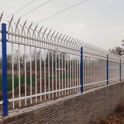 開發(fā)區(qū)護欄網(wǎng) 圍墻護欄網(wǎng)