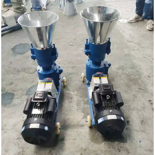 飼料顆粒機(jī)大型三相電養(yǎng)殖必備機(jī)械農(nóng)業(yè)機(jī)器做飼料的設(shè)備