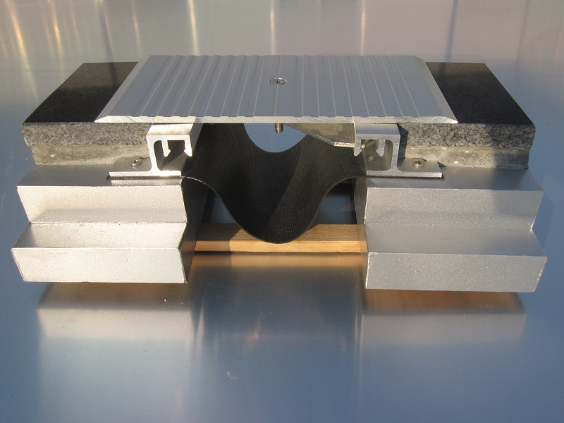 樓面蓋板型變形縫(DMDG型)