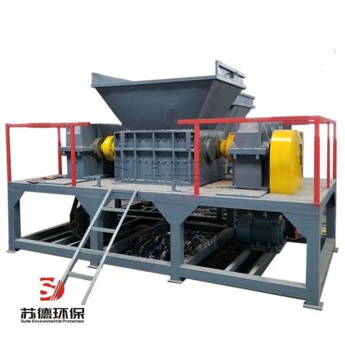 輪胎撕碎破碎機(jī) 橡膠撕碎機(jī)設(shè)備 稻草撕碎機(jī)生產(chǎn)廠家