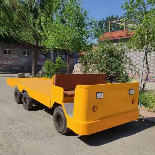 電動廠區(qū)搬運(yùn)車  工業(yè)電動平板車  工地倉庫拉貨電瓶車